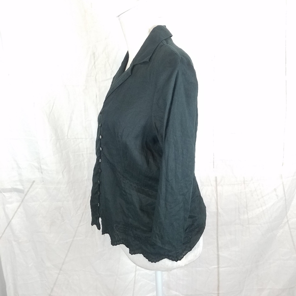 Valerie separates linen top - Picture 2 of 10